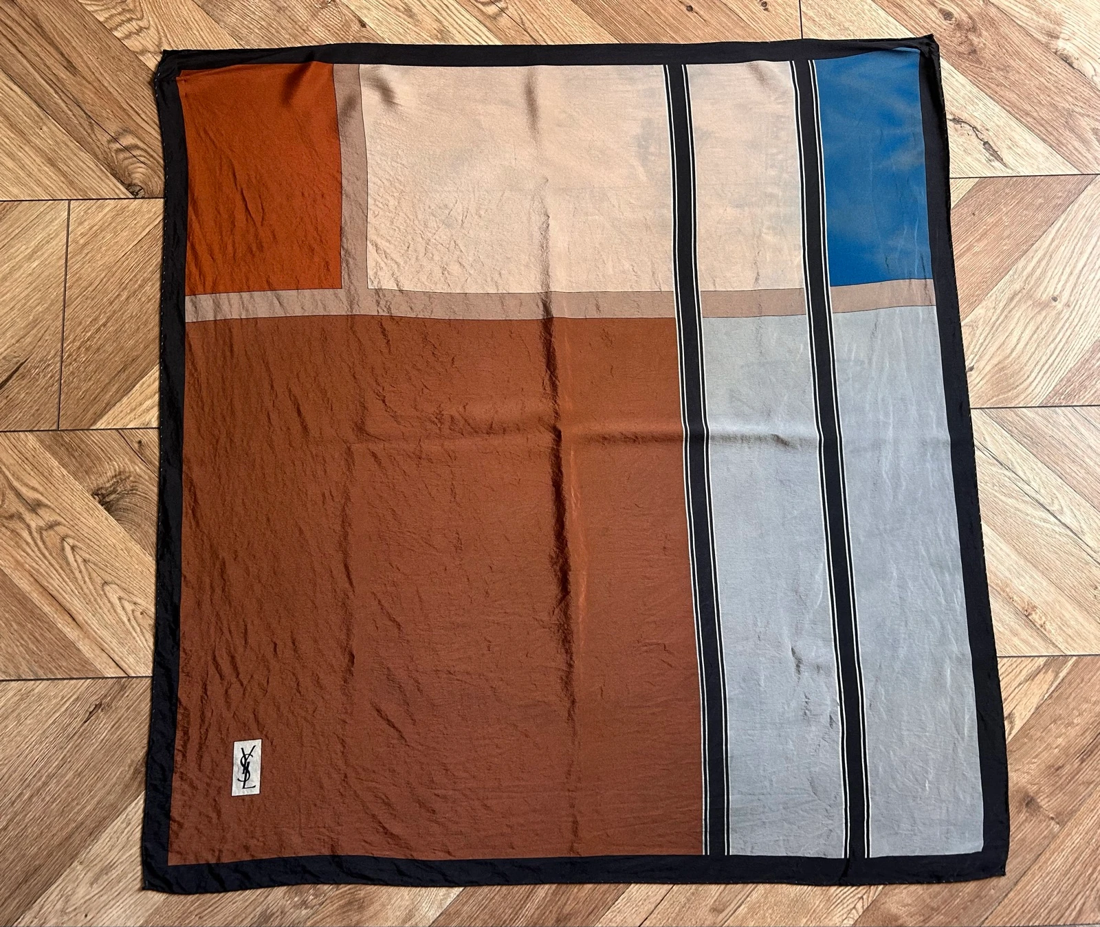 Silk Square - Vintage Geometric Pattern (85x85 cm) – photo 2